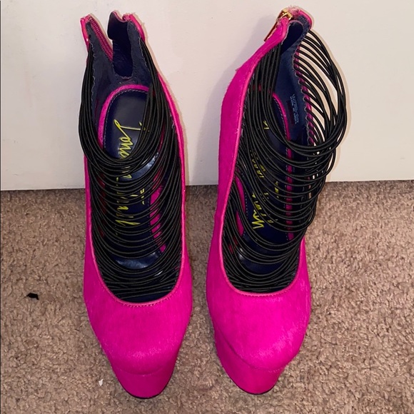 London Trash Platform Pumps - Picture 2 of 5